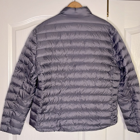 CORE Life - DOWN FILLED Packable lightweight down fill puffer jacket - Picture 3 of 9